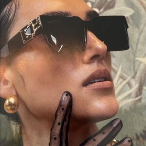 Transparent Devon Sunglasses in Midnight Blue